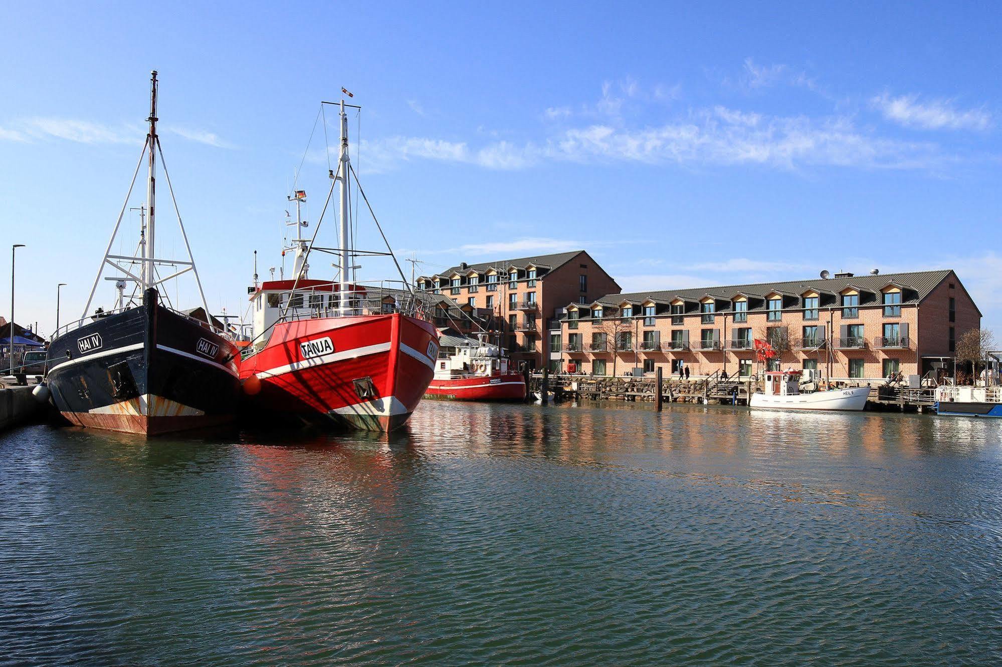 Hafenhotel Meereszeiten Heiligenhafen Bagian luar foto
